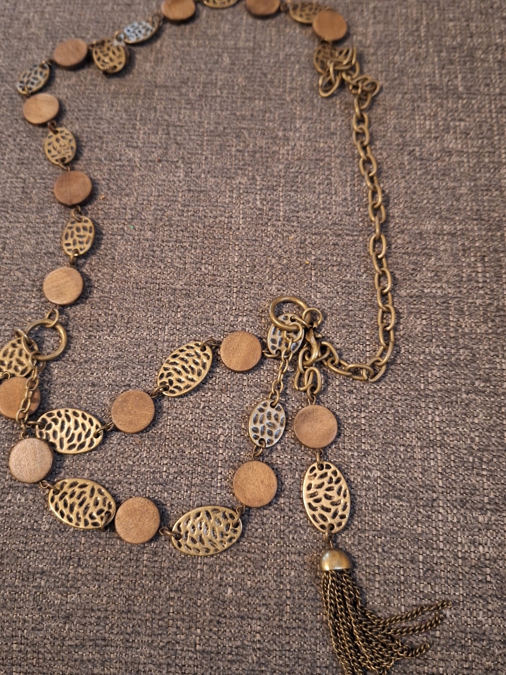 Women's Gold-Tone Tassel Belt Necklace - Elegant Layered Accessory